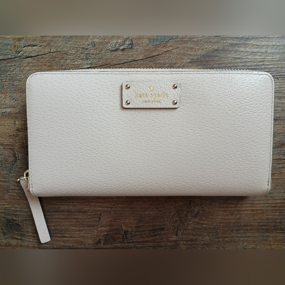 Kate Spade Cream Zip Around Wallet